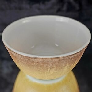 VTG PYREX used 70s Yellow and Brown Ceramic Bowl